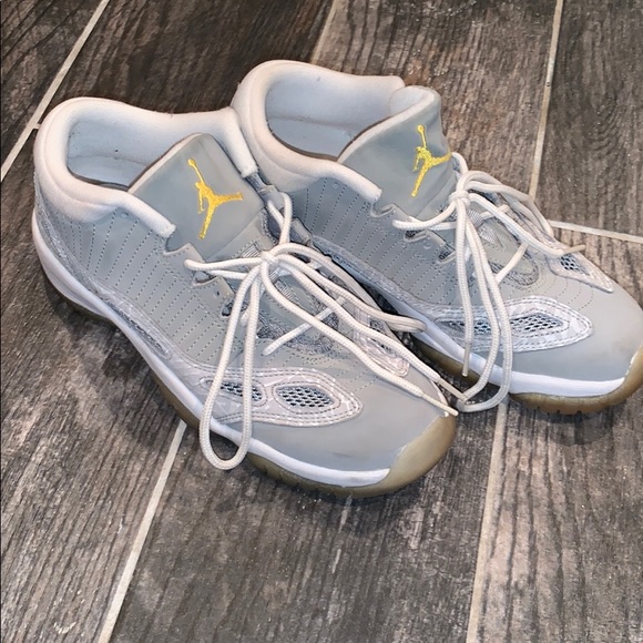 Air Jordan 11 Retro GS - Picture 6 of 7